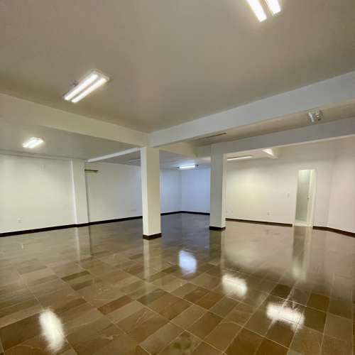 Sala Comercial na Praça da Bandeira